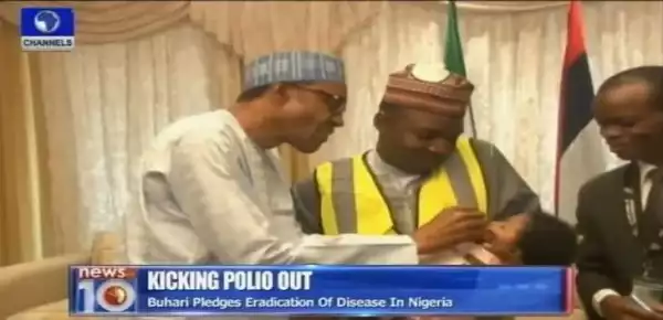 President Buhari Vaccinates One Of His Grandchildren Against Polio [See Photo]